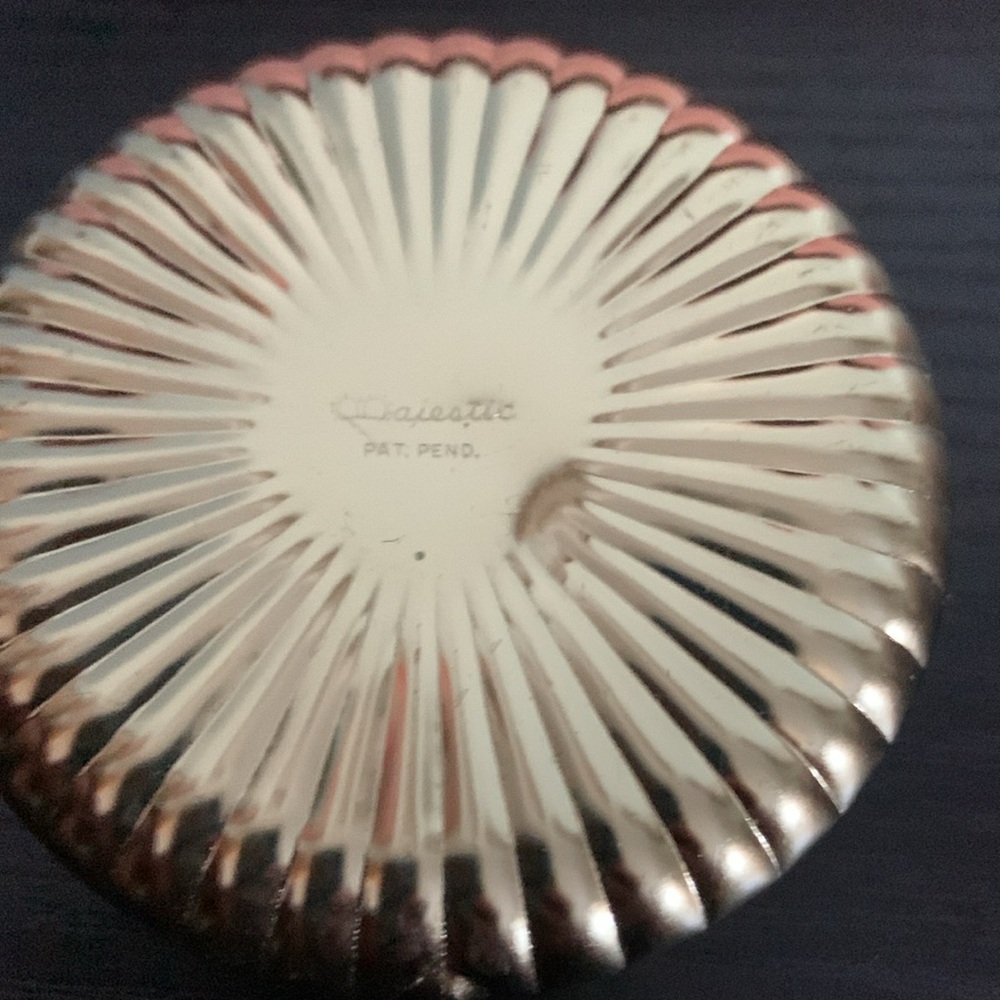 Vintage Pink Majestic Clutch with Comb and Compact - Picture 8 of 11